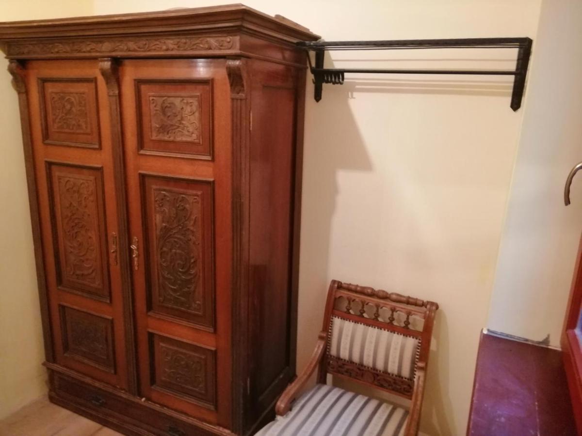 Vizaknai Apartmanhaz Szekesfehervar Luaran gambar